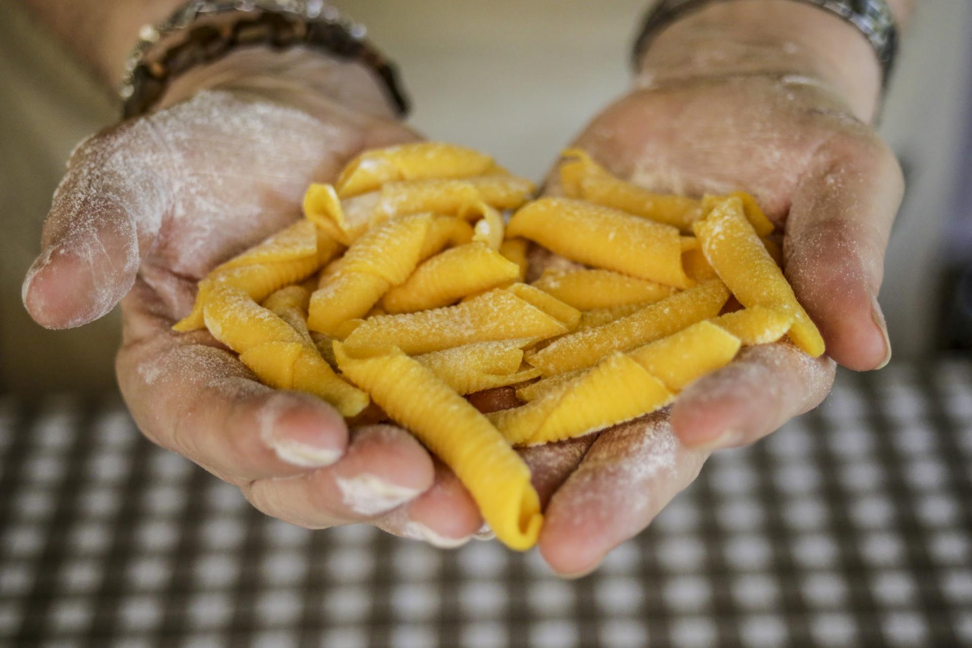 Garganelli fatit a mano foto di Autore sconosciuto